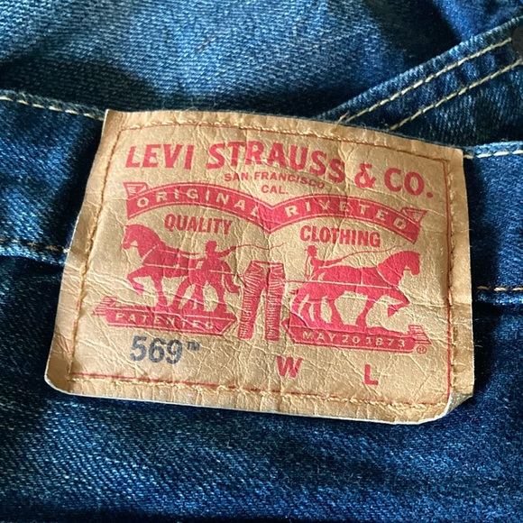 Men’s Levi 569 blue jean denim shorts size 52 - Picture 5 of 9